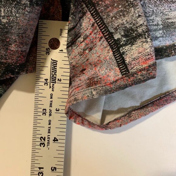 Lululemon Women's Tracker Athletic Outdoor 4" Inseam Running Yoga Short Size 4 - Picture 11 of 11